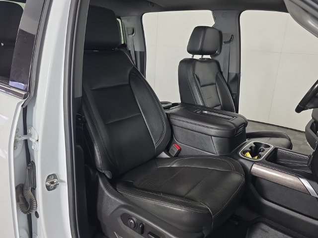 Used 2020 SUMMIT WHITE Chevrolet LTZ image 34