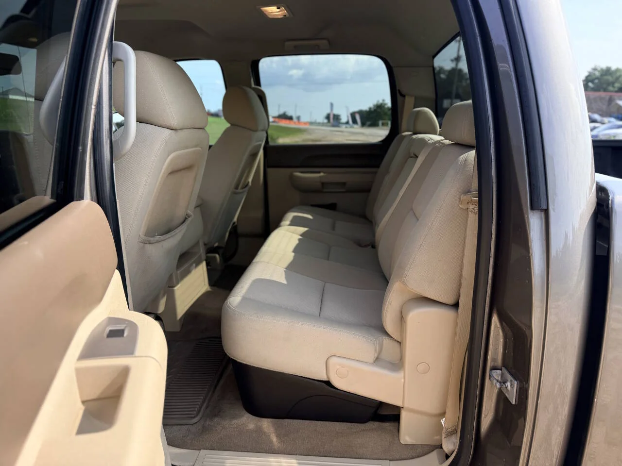 Used 2012 Pewter Chevrolet LT 4x2 4dr Crew Cab 5.8 ft. SB image 18