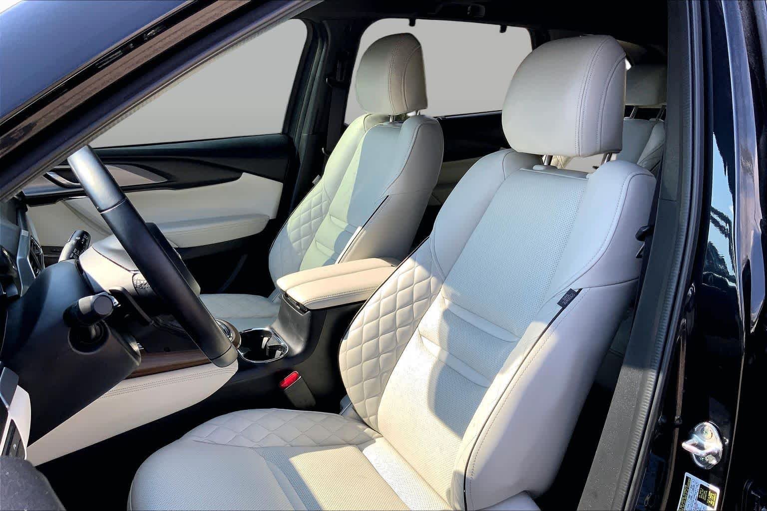 Pre-Owned 2022 Mazda CX-9 Signature