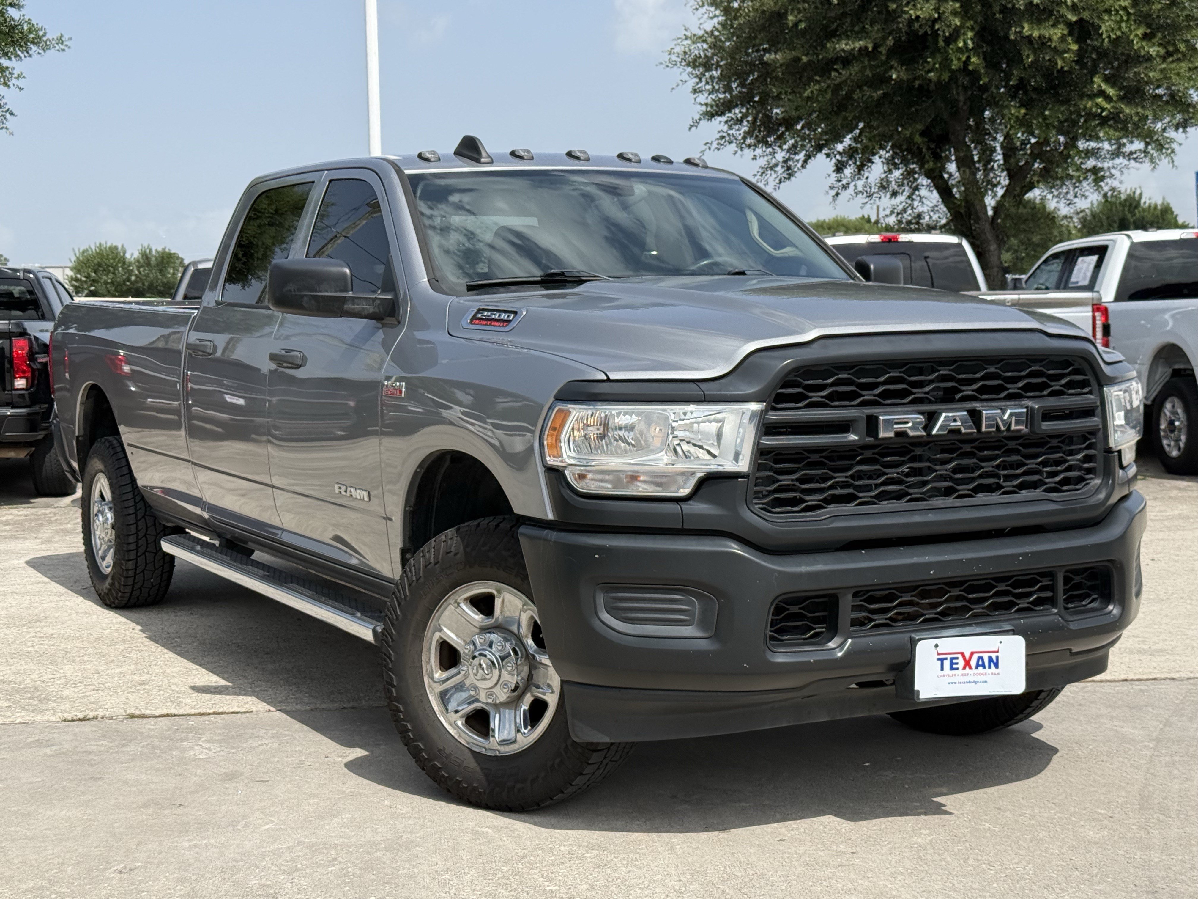 Used 2019 Billet Silver Metallic Clearcoat Ram Tradesman image 2