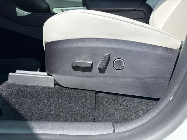 Used 2021 Tesla Model Y Long Range with VIN 5YJYGDEE0MF197947 for sale in Louisville, KY