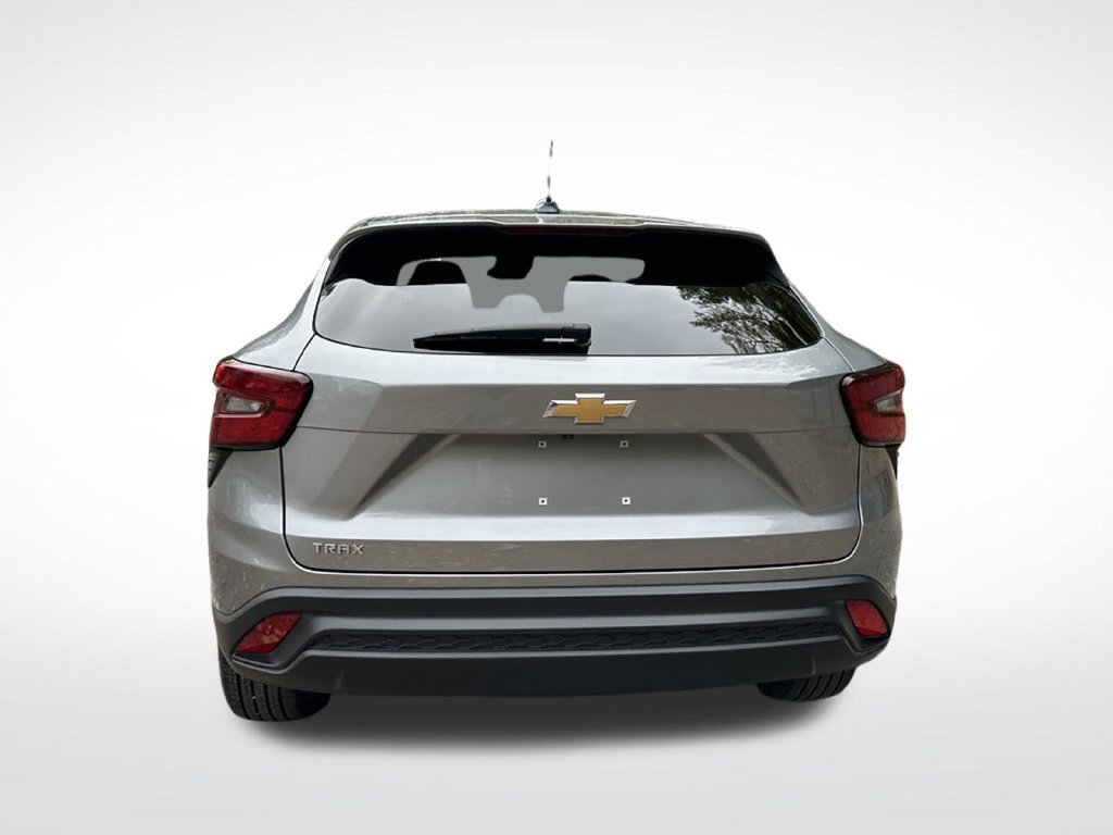 Used 2024 Chevrolet Trax LS with VIN KL77LFE27RC097189 for sale in City of the Village of Clarkston, MI
