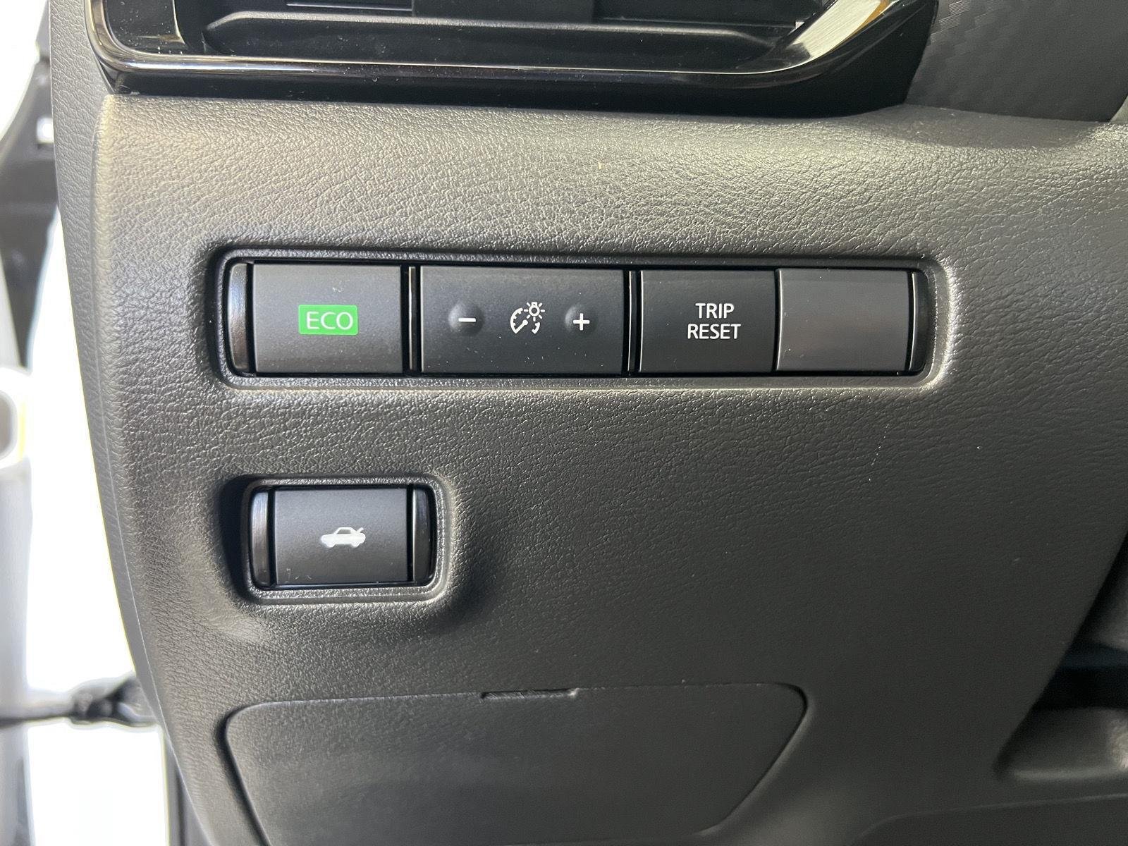 2022 Nissan Sentra SV - Photo 14