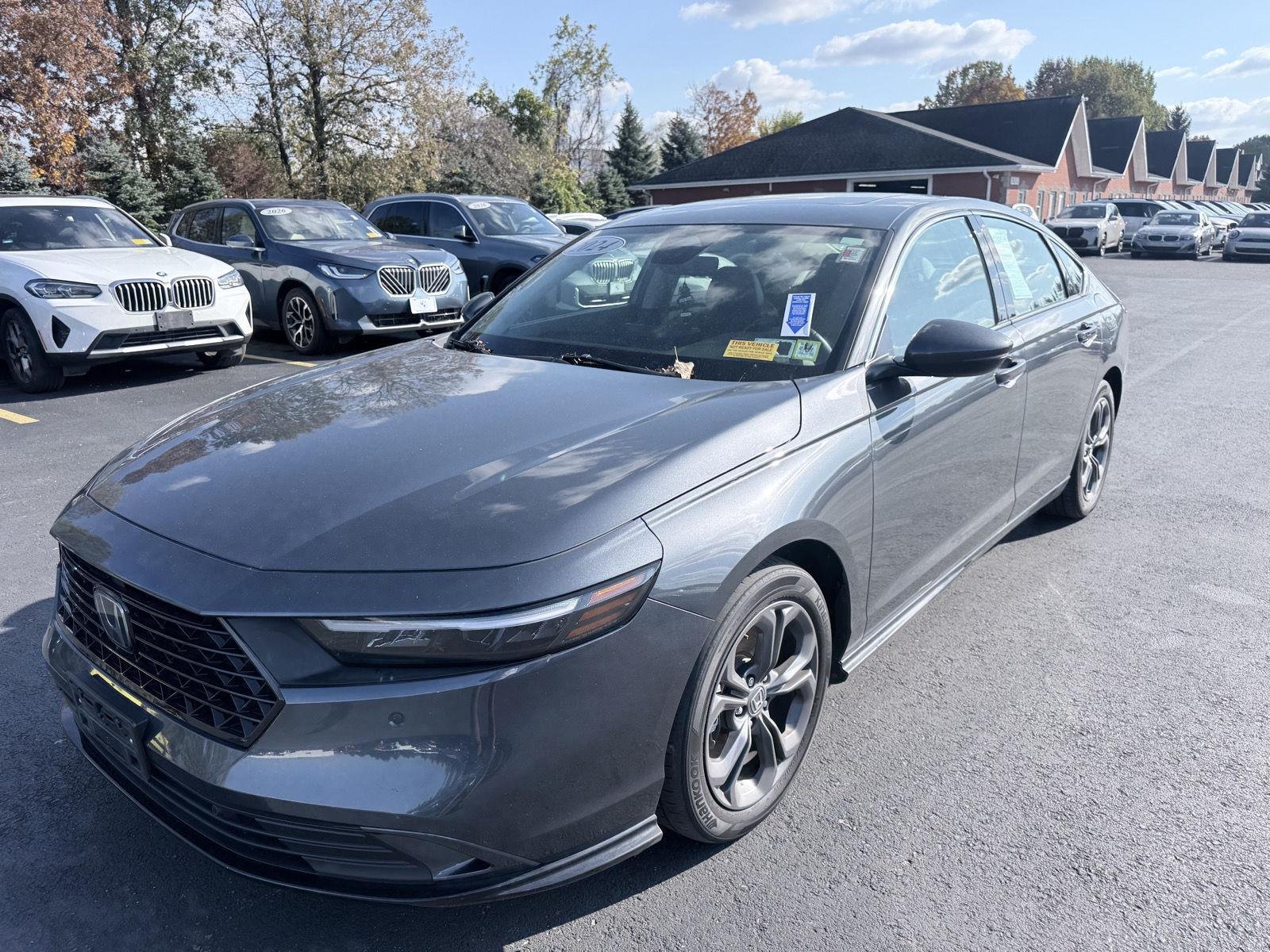 Used 2024 Meteorite Gray Metallic Honda EX-L image 3