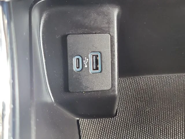Used 2023 Gray Ford XLT image 27