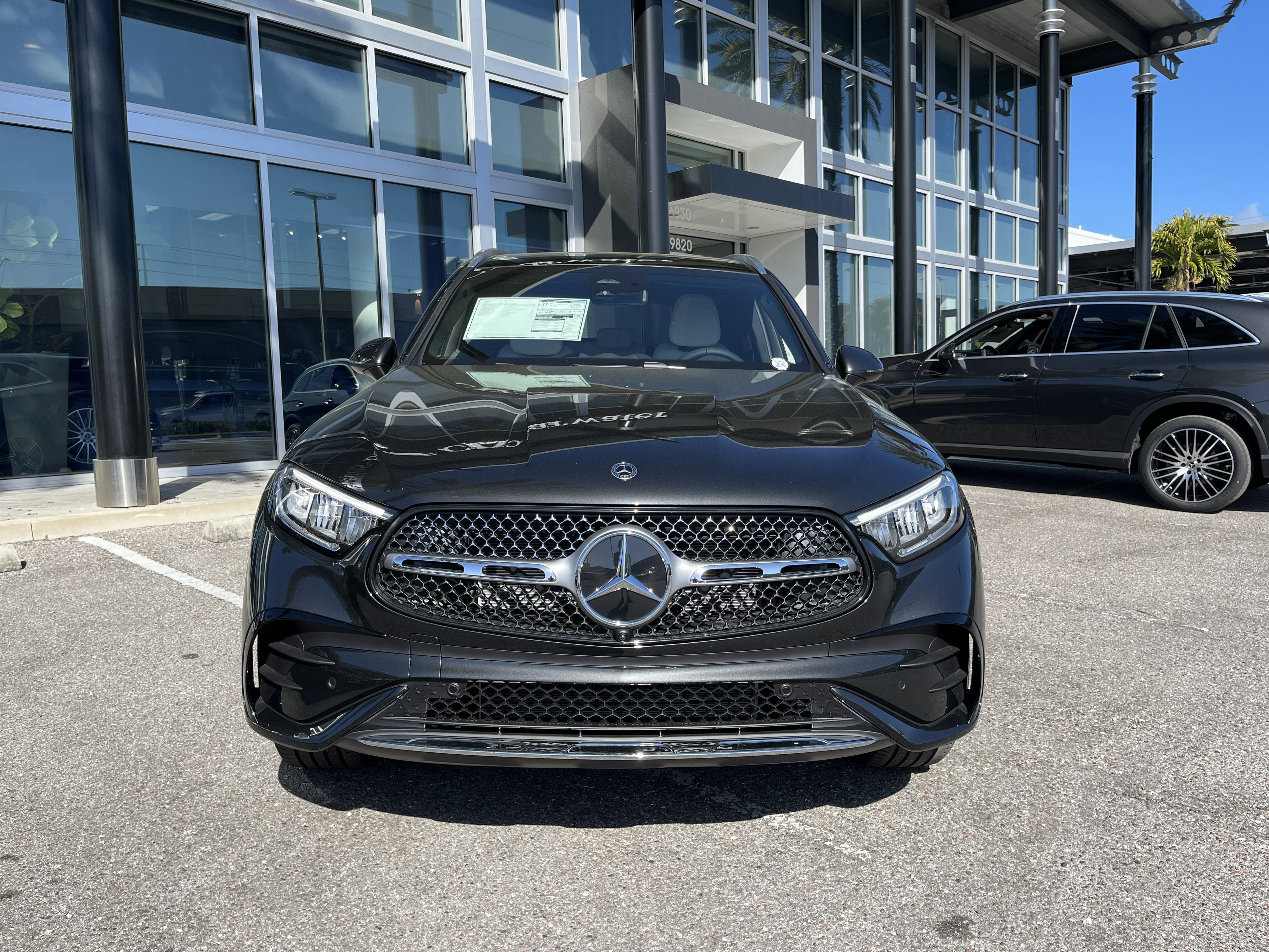New 2026 Graphite Grey Metallic Mercedes-Benz GLC 300 image 10