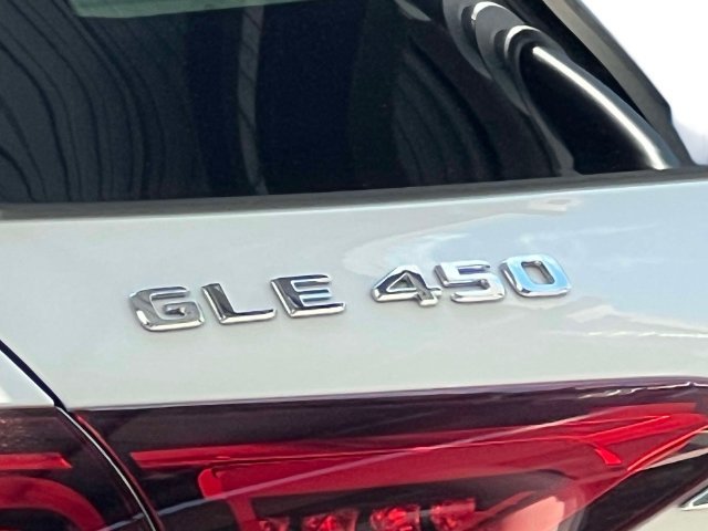 Certified Used 2023 White Mercedes-Benz GLE 450 image 12
