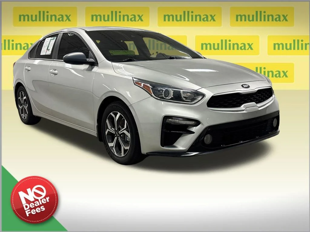 2021 Kia Forte LXS AT's photo