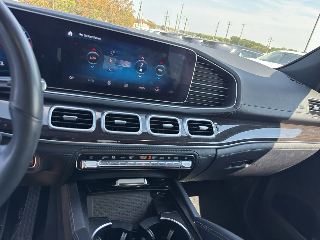 Used 2020 Polar White Mercedes-Benz GLE350 4MATIC® image 14