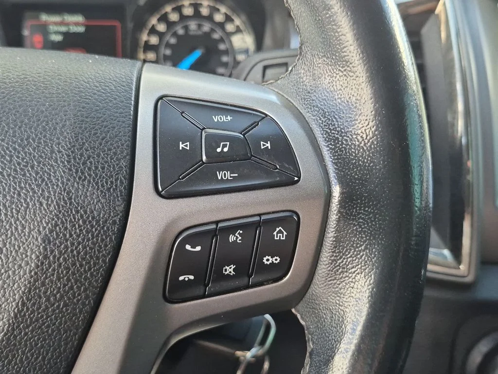 Used 2021 White Ford XLT image 17