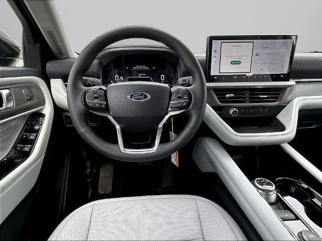 New 2026 Agate Black Metallic Ford Platinum™ image 53