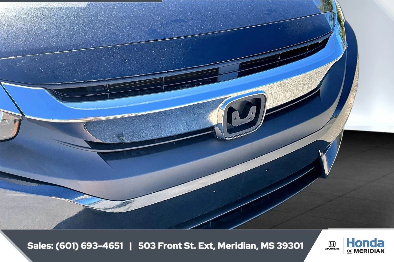 Used 2017  Honda LX image 21