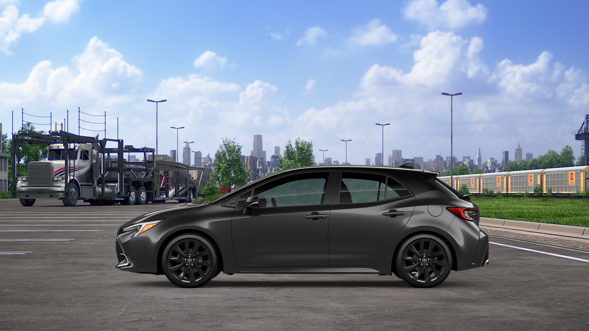 New 2026 Magnetic Gray Metallic with Midnight Black Metallic roof Toyota XSE image 4