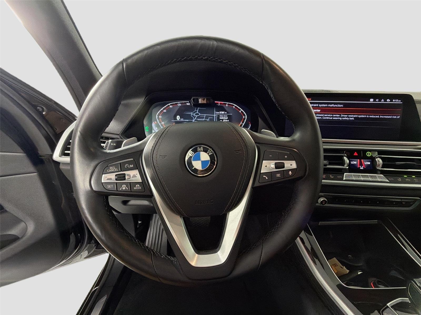 Used 2019 Black Sapphire Metallic BMW xDrive40i image 11