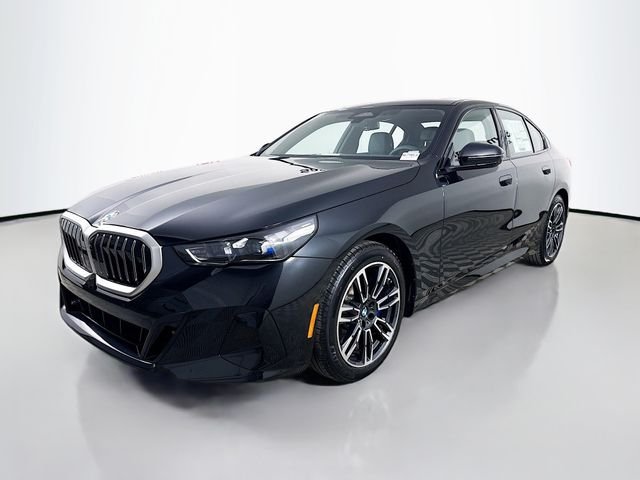 Used 2026 Black Sapphire Metallic BMW 530i xDrive image 3