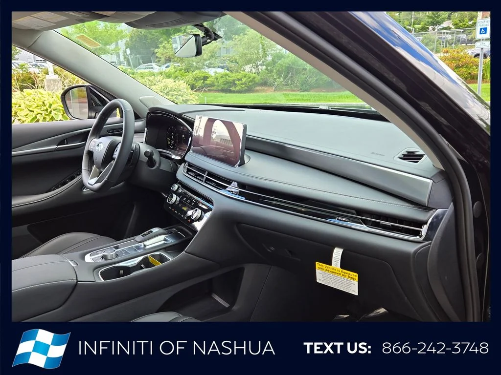 New 2027 MINERAL BLACK INFINITI Luxe AWD image 16