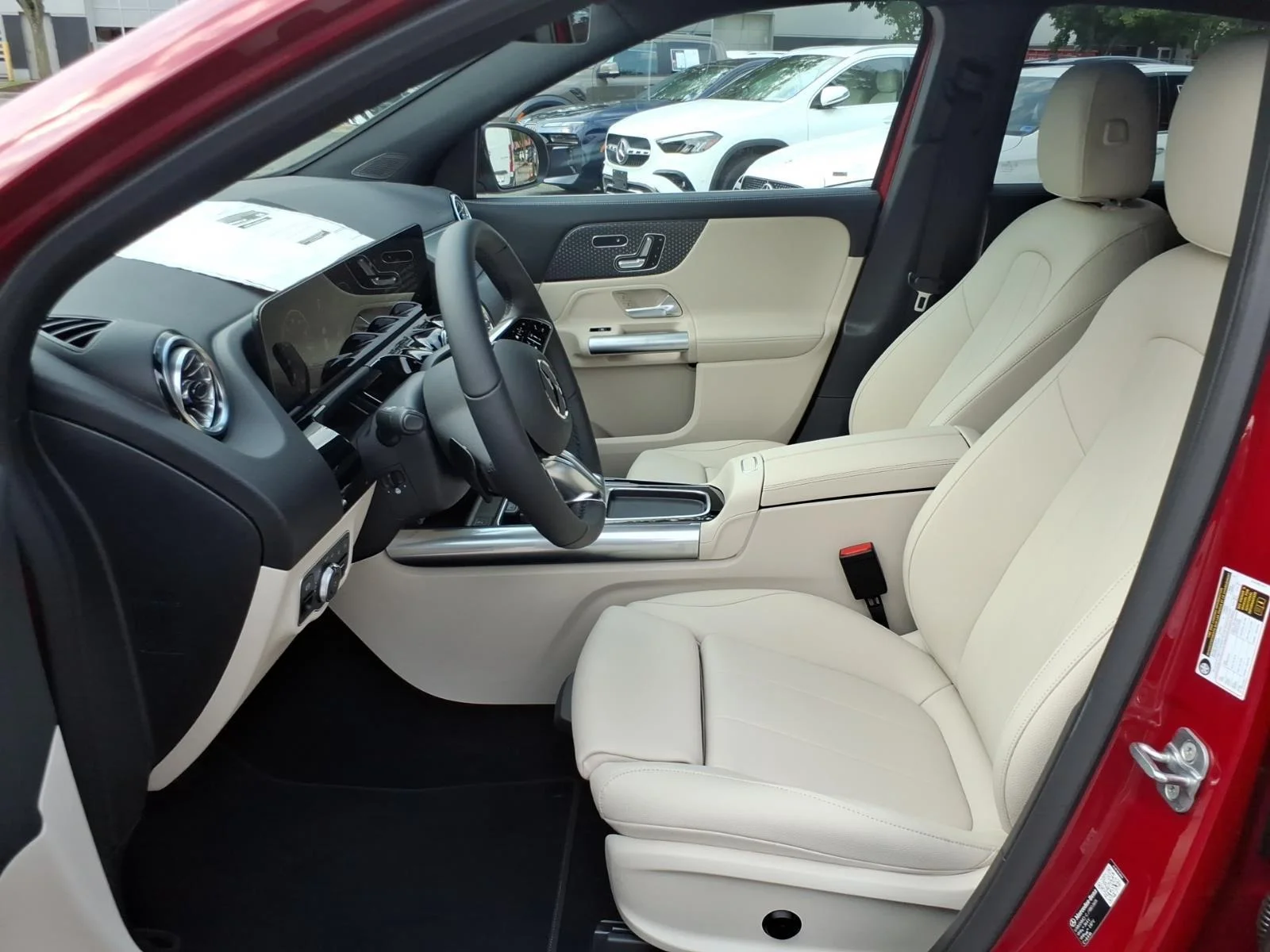 New 2026  Mercedes-Benz GLA 250 image 12