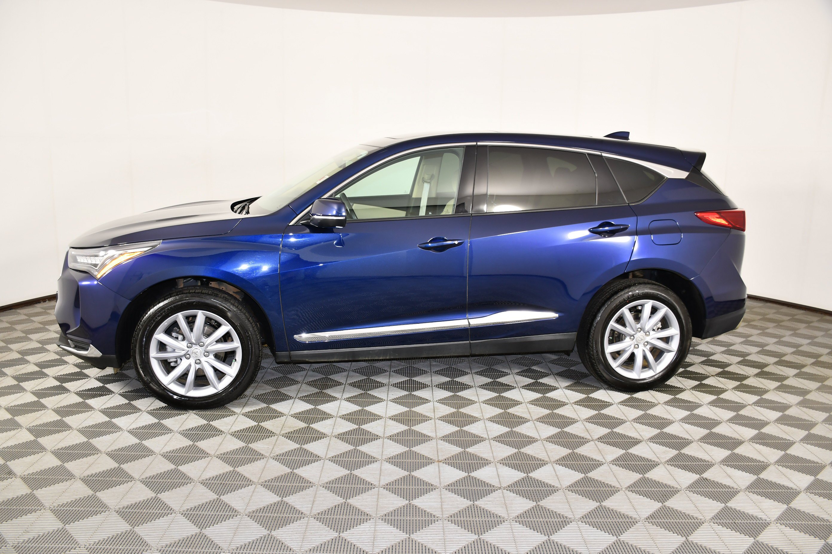 Used 2024 Fathom Blue Pearl Acura Base image 8