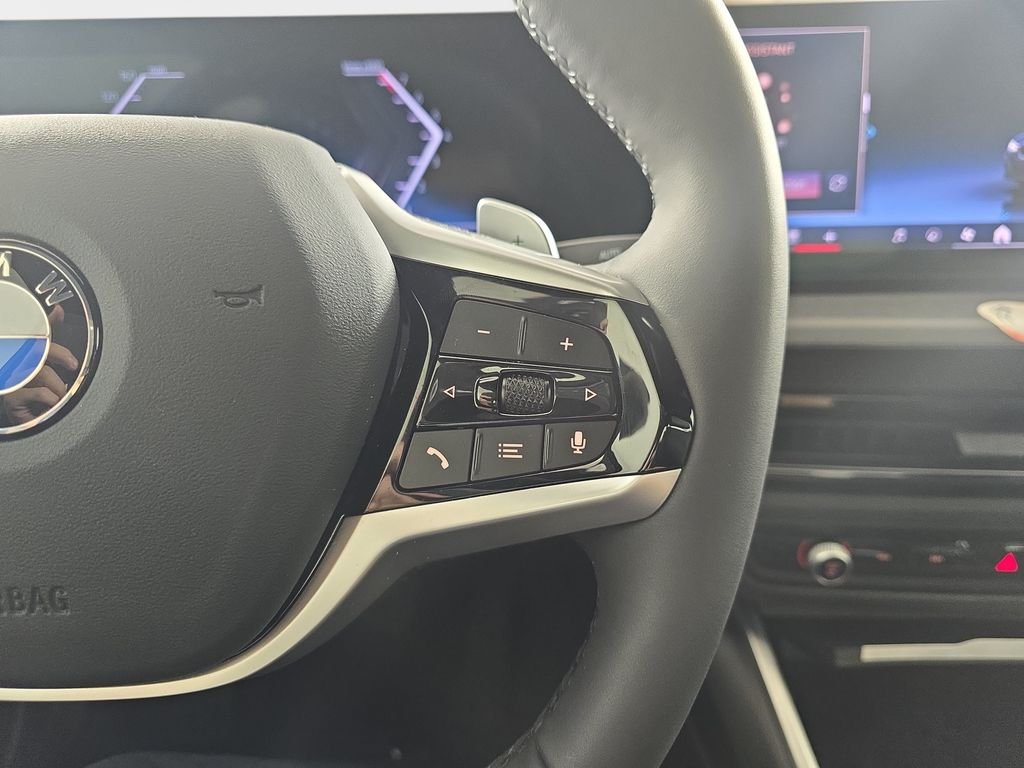 2025 BMW 3 Series 330i - Photo 20