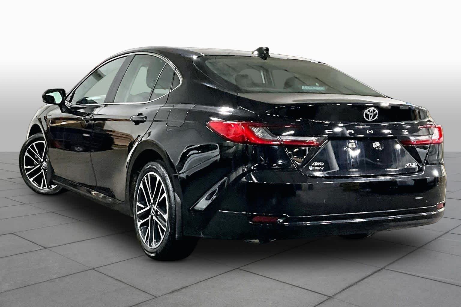 Used 2025 Midnight Black Metallic Toyota XLE image 12