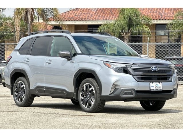 New 2026 ICE SILVER METALLIC Subaru Limited Hybrid image 3