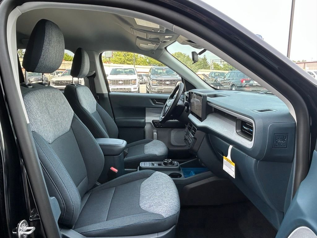 New 2026 Shadow Black Ford XLT image 28