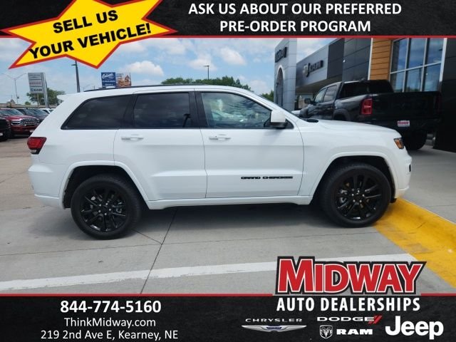 Used 2021 White Jeep Laredo X image 5