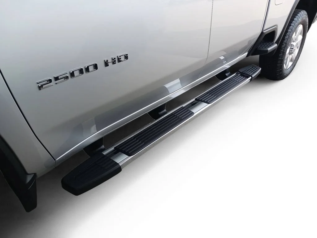 Used 2022 Silver Ice Metallic Chevrolet LTZ image 18