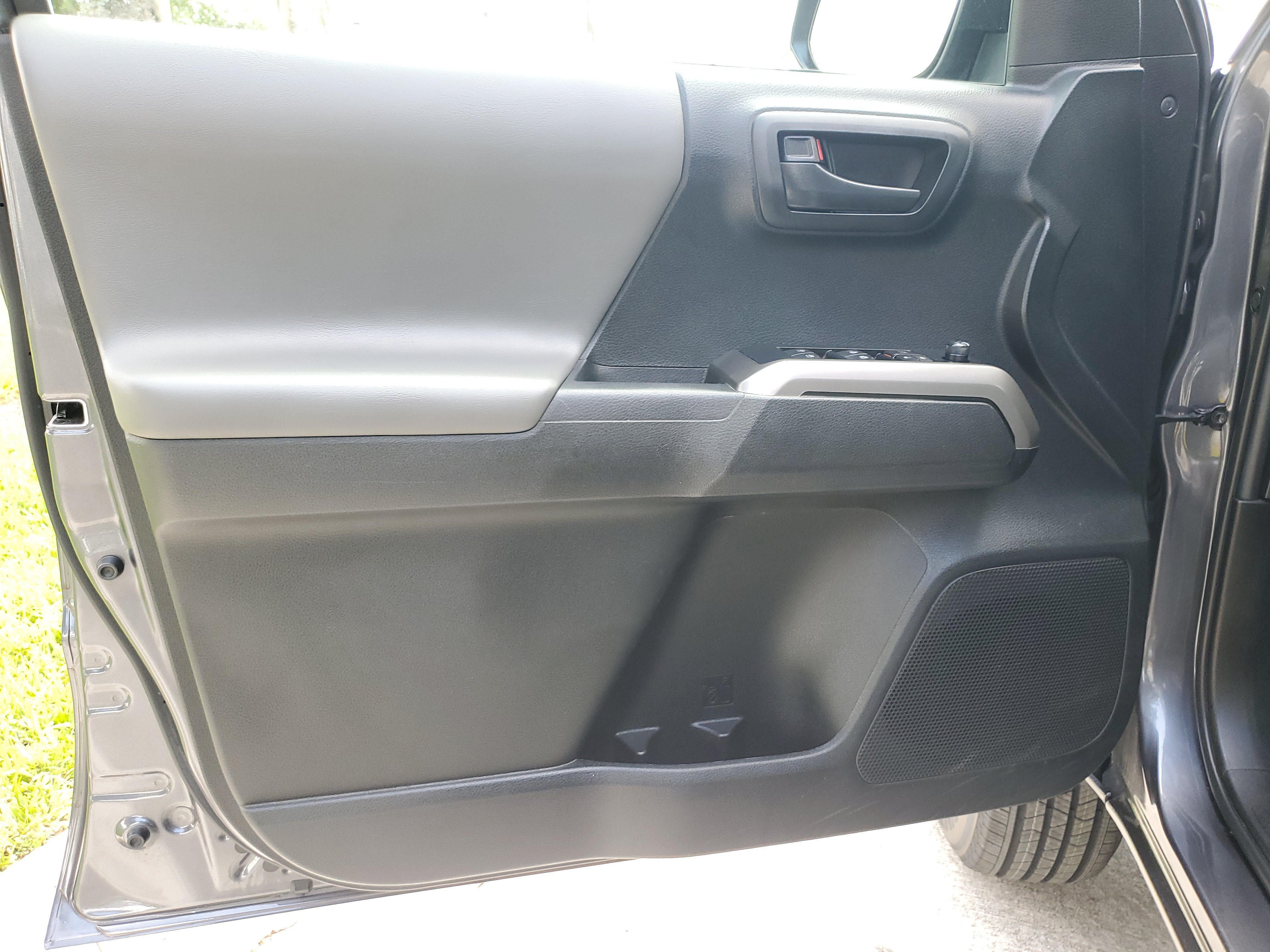 Used 2023 Magnetic Gray Metallic Toyota SR5 image 20