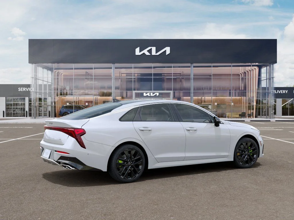 2026 Kia K5 GT - Photo 6