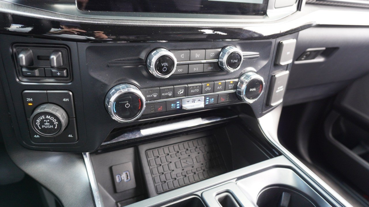 Used 2023 White Ford Raptor image 19