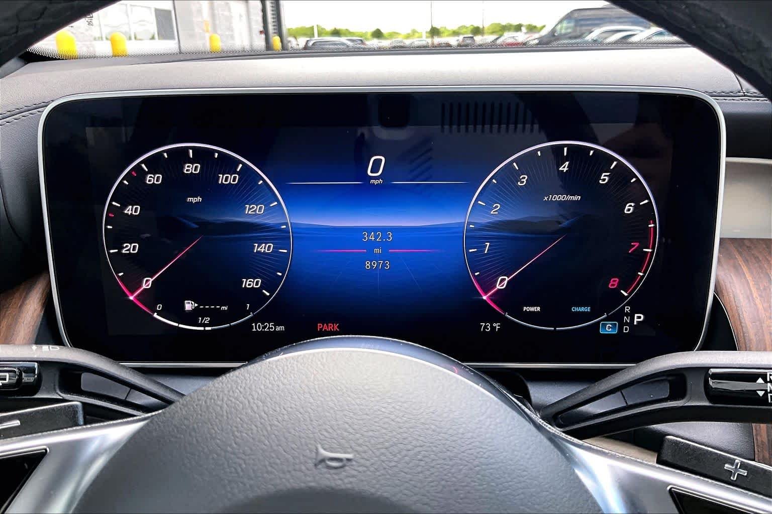 Used 2025 Black Mercedes-Benz GLC 300 image 23