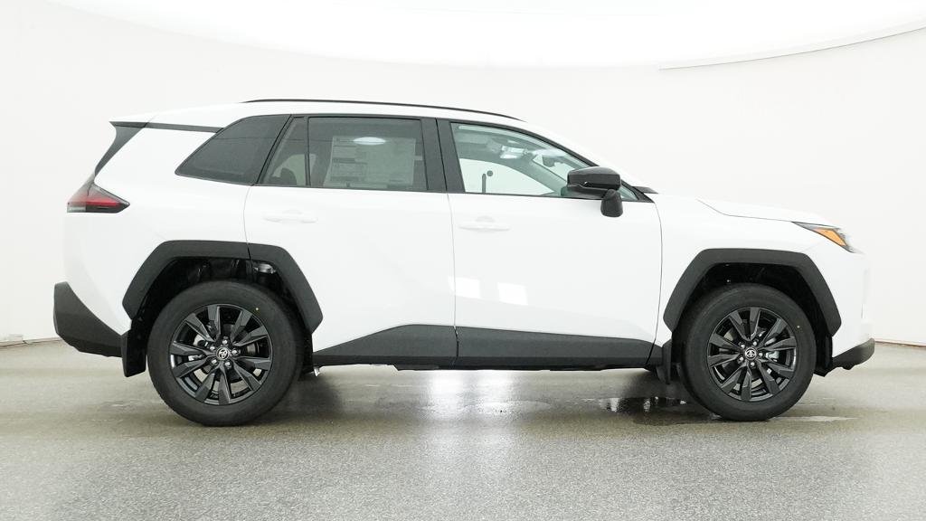 New 2026 Ice Cap Toyota XLE Premium image 13