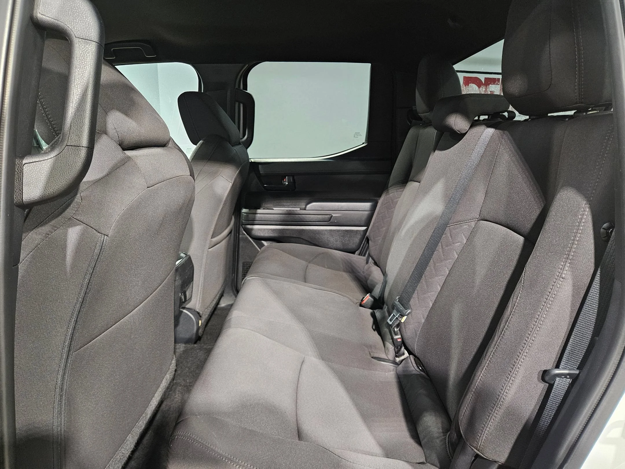 Used 2025 Ice Cap Toyota SR5 image 35