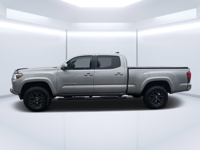 Used 2021 Silver Toyota SR5 image 6