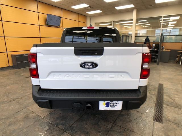 New 2026 Oxford White Ford XLT image 6