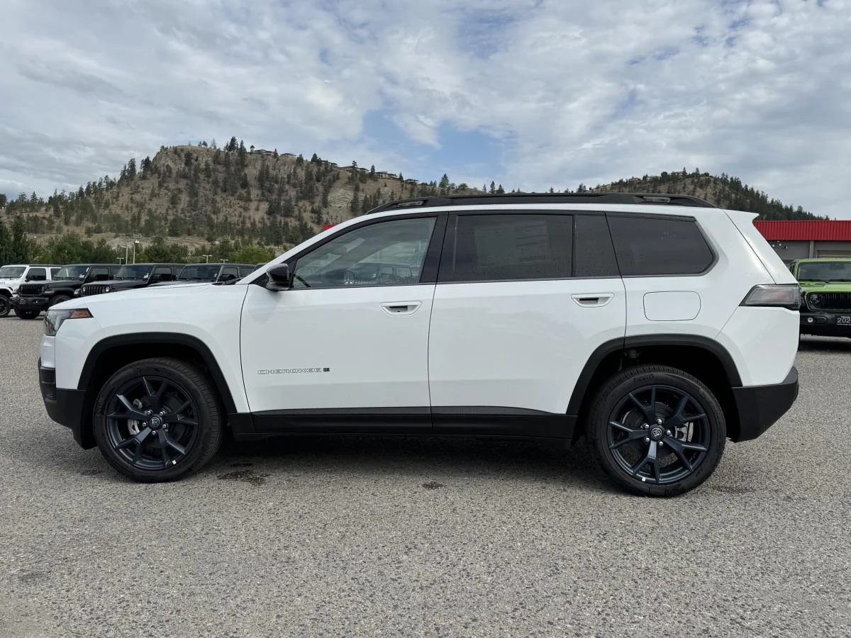 New 2026 White Jeep 85th Anniv image 9