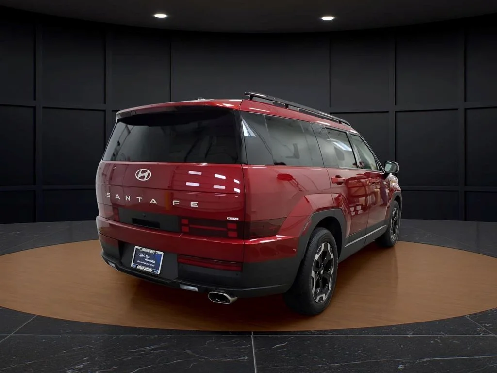 Certified Used 2025 Red Hyundai SEL image 5