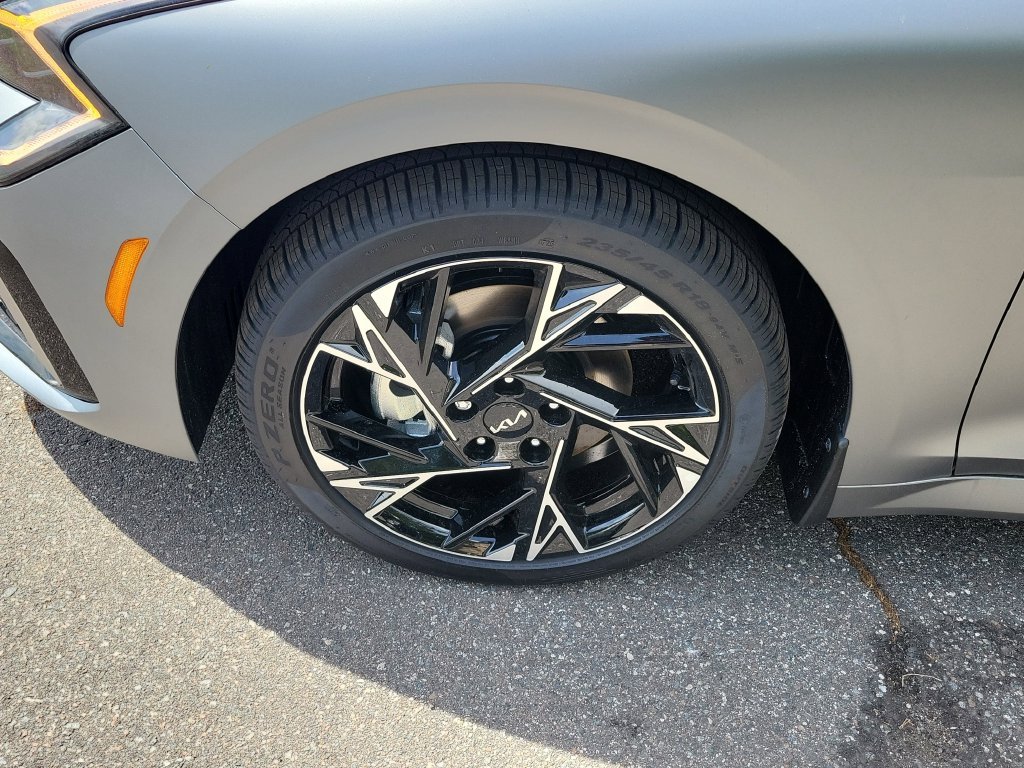 New 2026 Steel Matte Gray Kia GT-Line FWD image 36