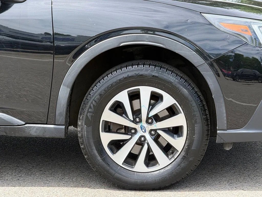 Used 2020 Black Subaru Premium image 10