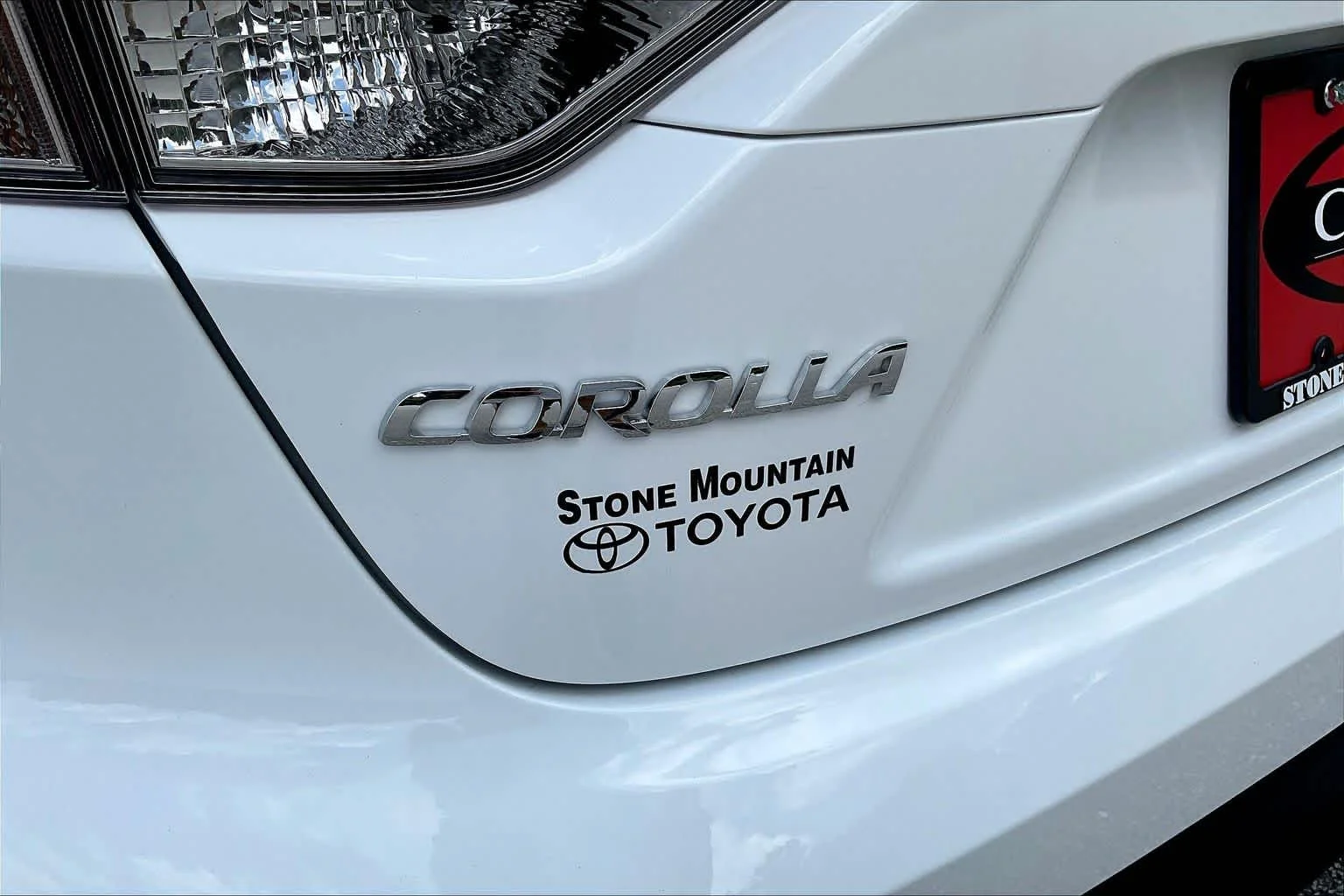 Used 2026 Ice Cap Toyota LE image 10