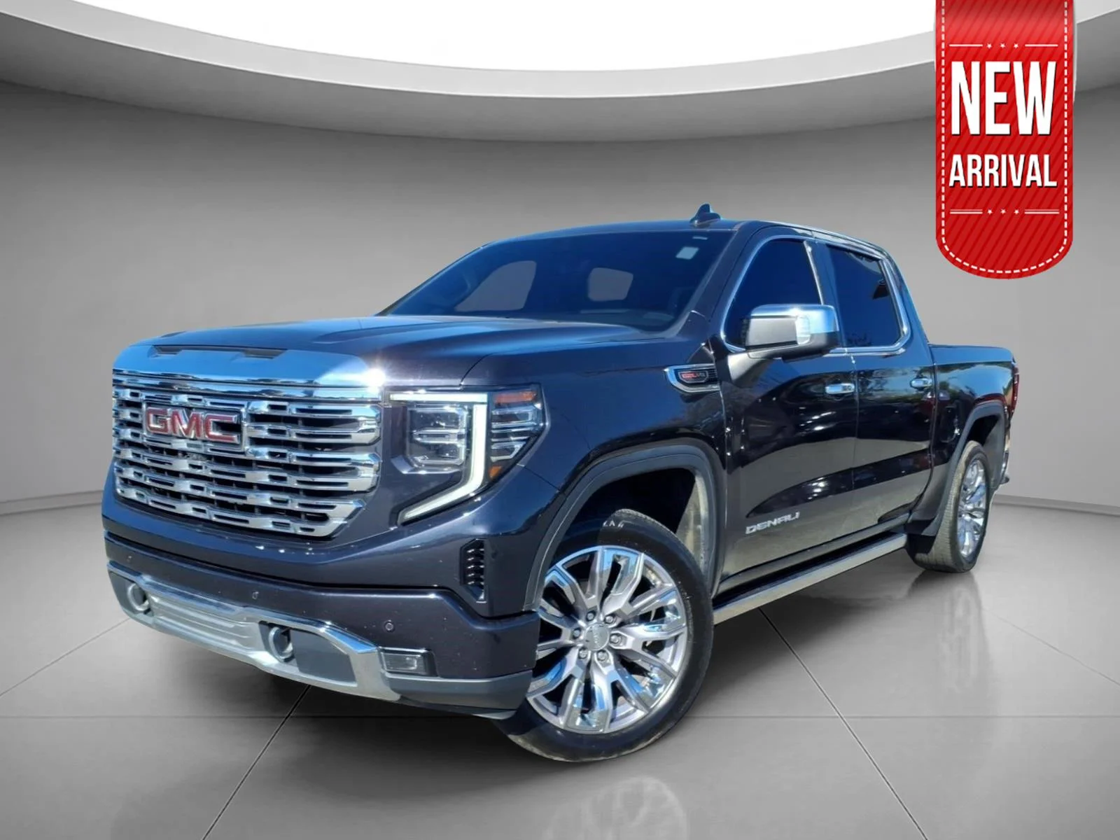 Used 2023 Titanium Rush Metallic GMC Denali image 1