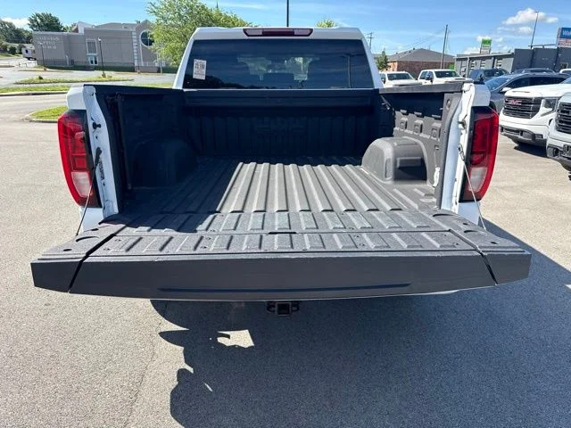 Used 2024 White GMC Elevation image 13
