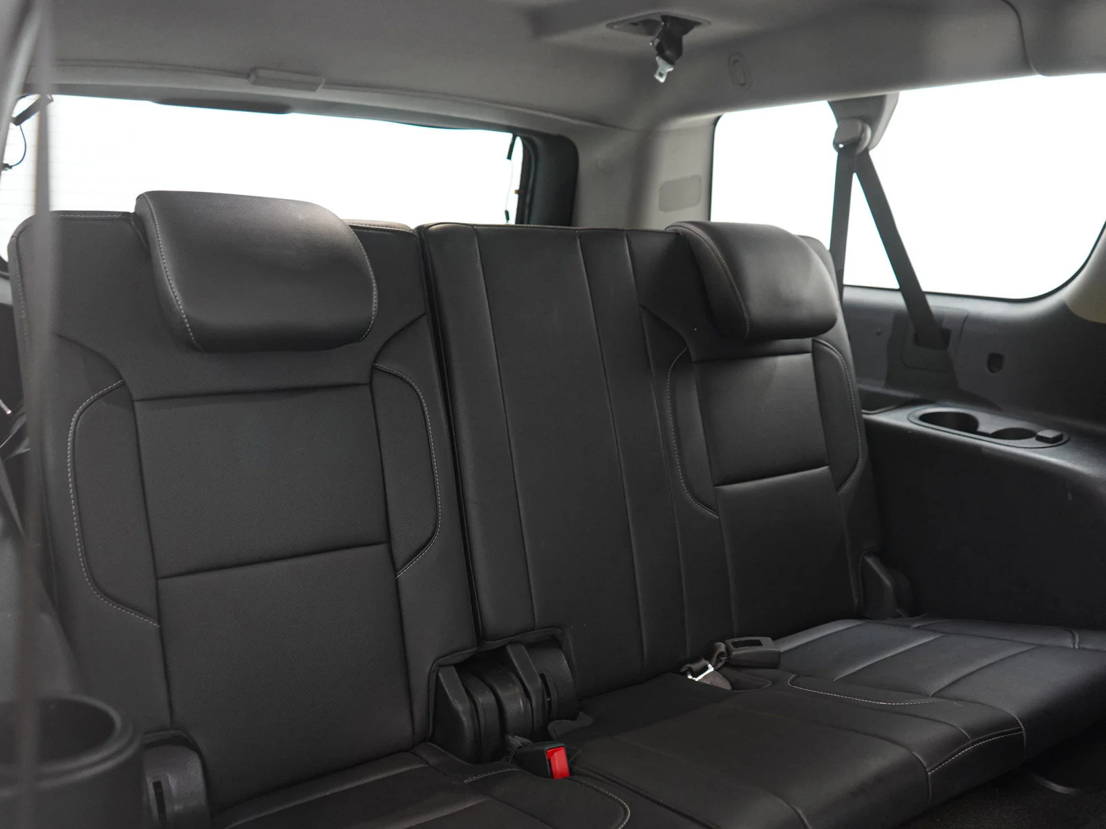 Used 2018 Silver Ice Metallic Chevrolet Premier image 12