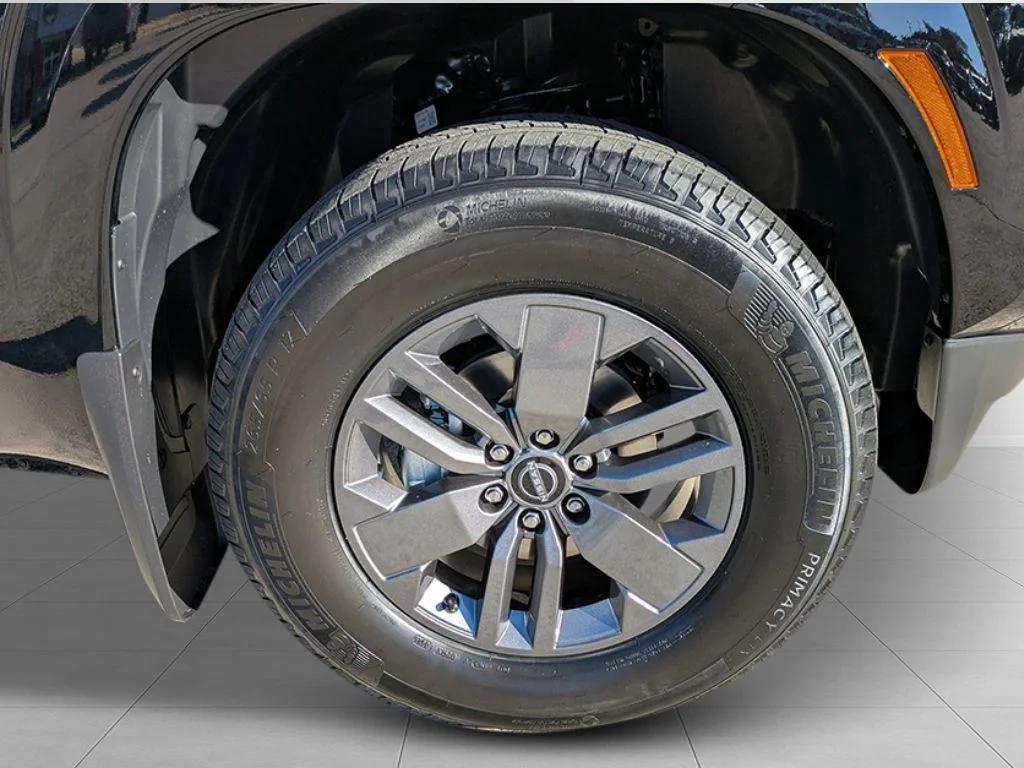New 2026 Super Black Nissan Crew Cab SV image 9