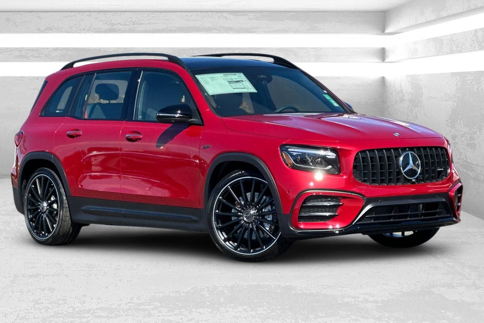 2026 Mercedes-Benz GLB GLB 35 AMG 4MATIC's photo