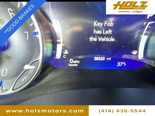 Used 2025 White Chrysler Select image 12