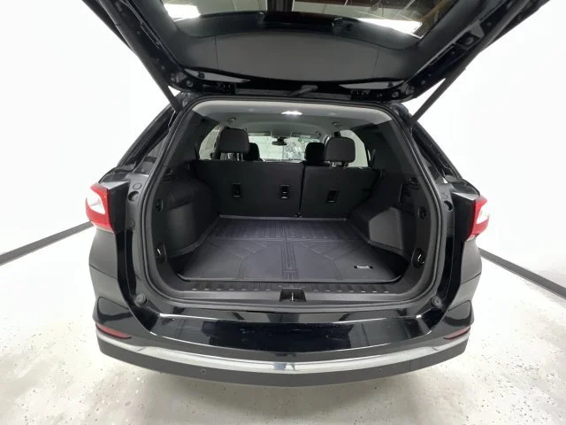 2021 Chevrolet Equinox LT - Photo 25