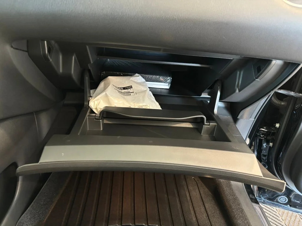 Used 2019 Black Nissan SL image 36