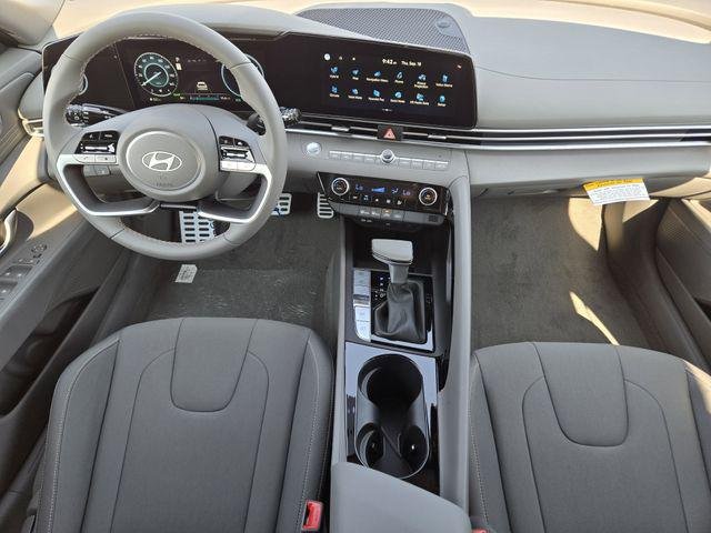 2025 Hyundai Elantra Blue - Photo 26